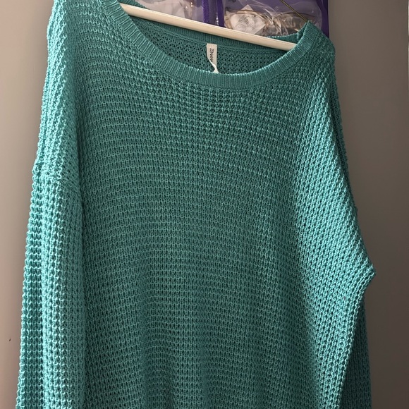 Sweaters - Zenanna Sweater Top
